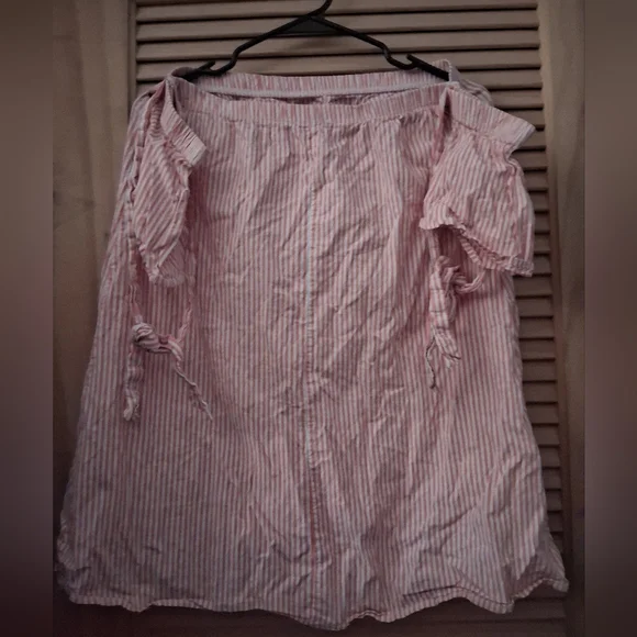 NWOT Striped Pink Tie-Shoulder Short Sleeve Top - Picture 7 of 7